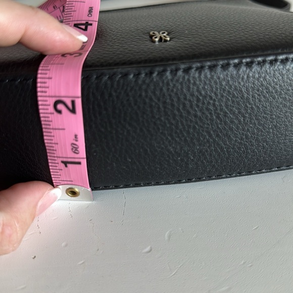 NWT ✨ Hobo Rosa Crossbody Pebbled Black Leather Gold Chain Strap - Picture 13 of 14